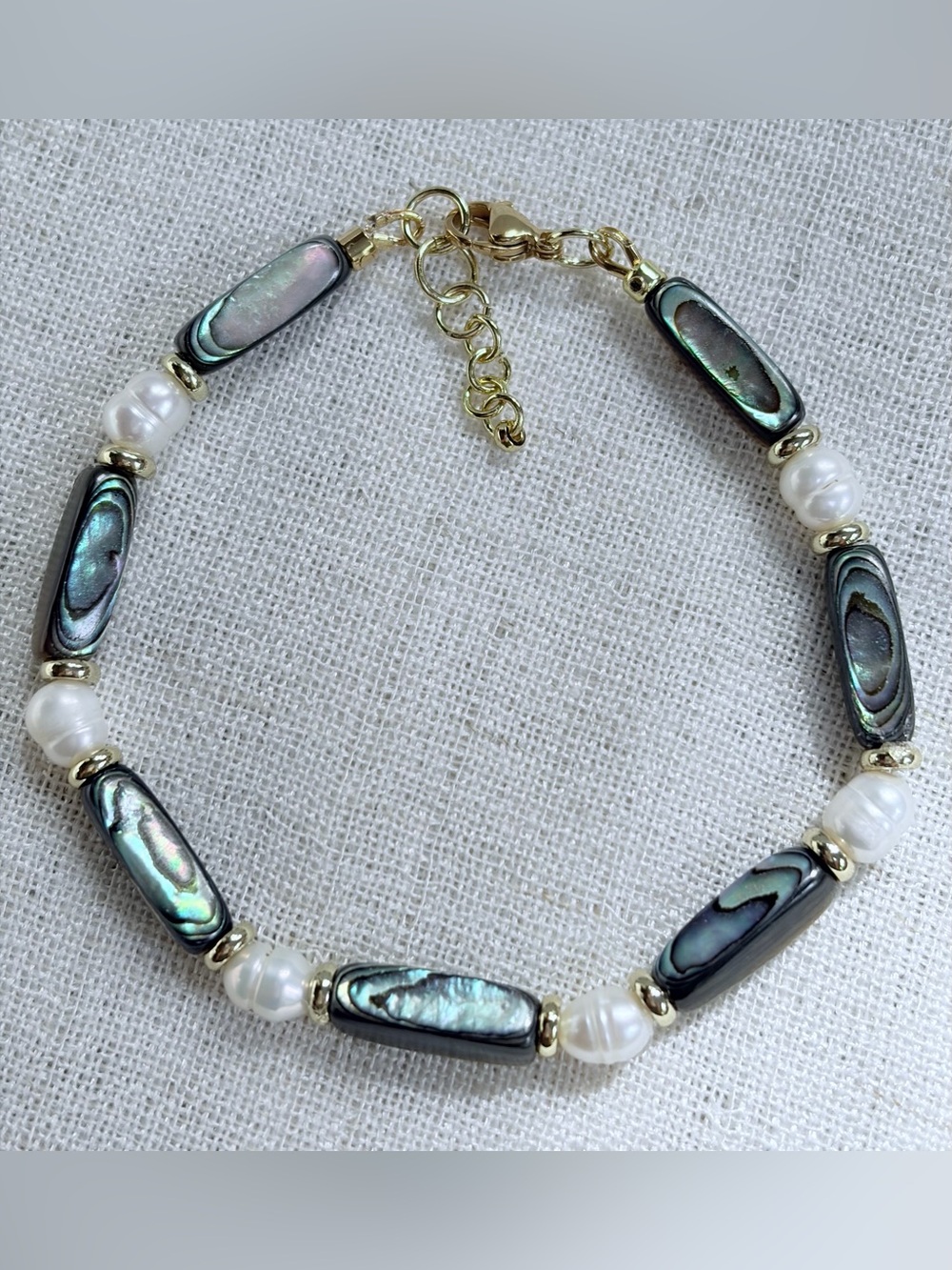 Pearl Bracelet-Abalone Paua tube shells,white freshwater Baroque pearls.6.7"NWOT